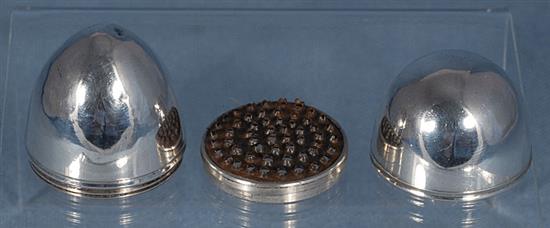 A George III silver nutmeg grater, by Samuel Massey, Length: 50mm.